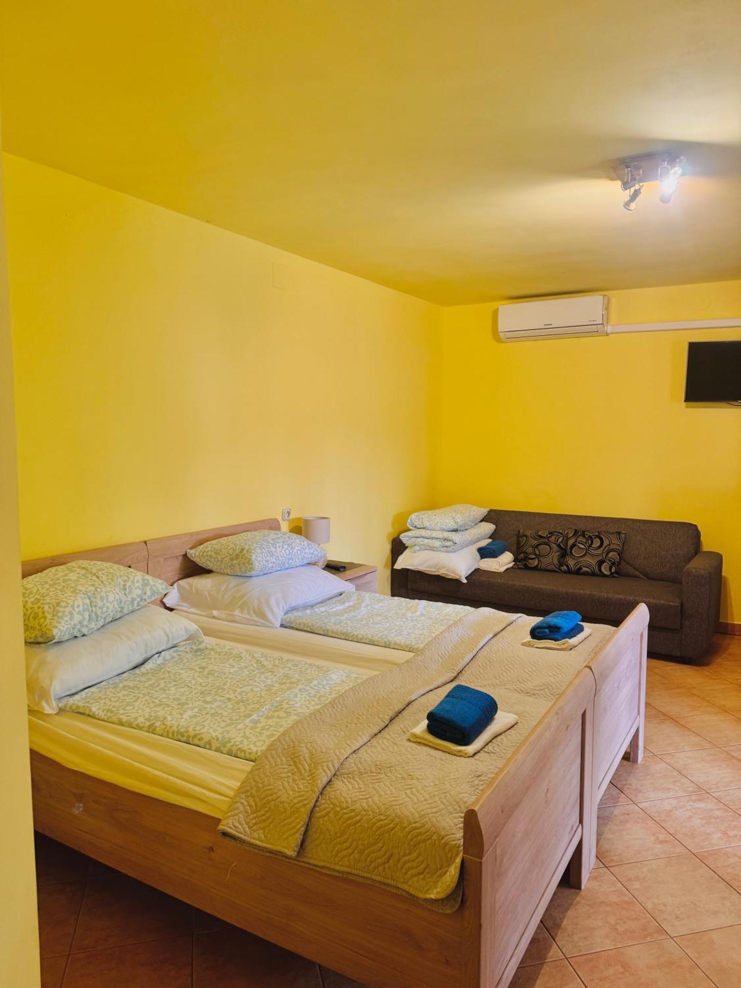 Sailor'S Apartman Siófok Exteriör bild